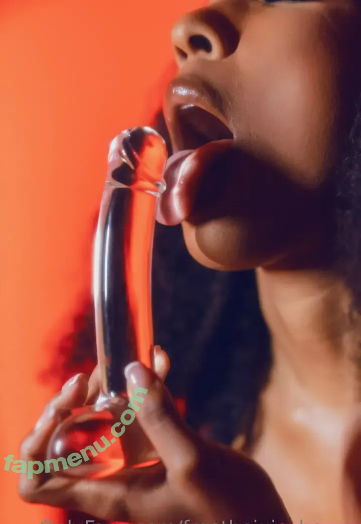 freethejuiceboxxx nude photo #0002 (freethejuiceboxxx)