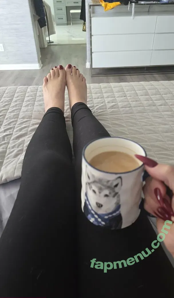 freevictoria nude photo #0227 (freevictoria)