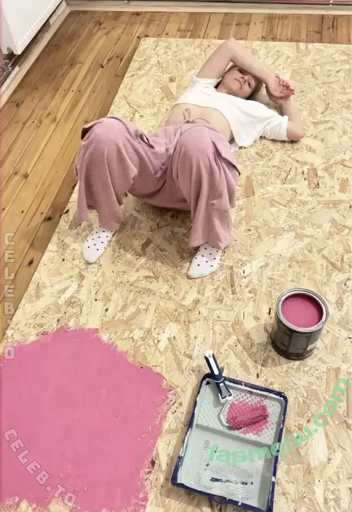 Freiraumreh nude photo #0062 (Freiraumreh)