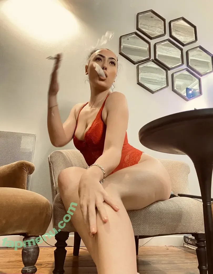 Frenchrapqueen nude photo #0078 (Rockaqueen / frenchrapqueen2.0)