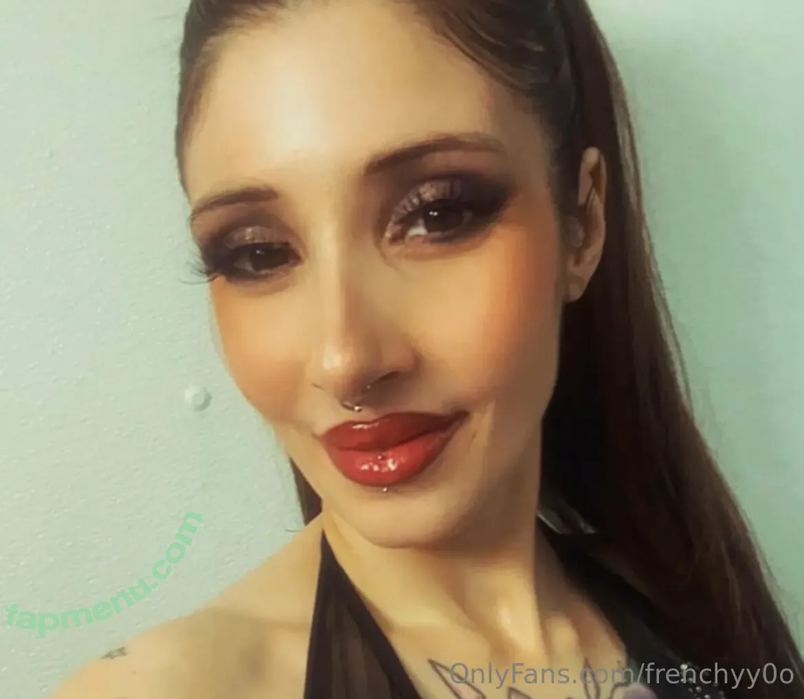 frenchyy0o nude photo #0005 (frenchyy0o)