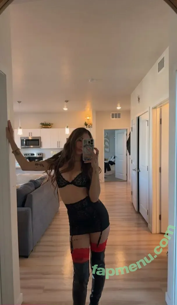 freshmenashley nude photo #1750 (heyitsmenashly)