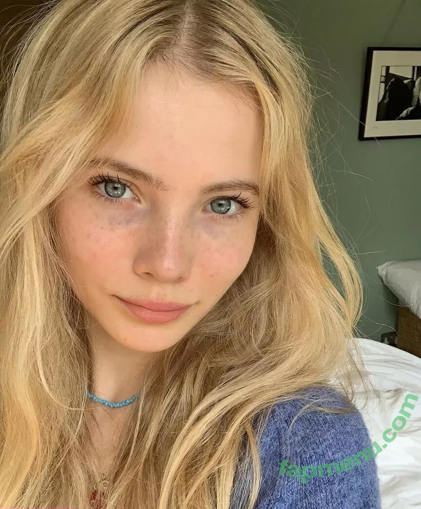 Freya Allan nude photo #0295 (Ciri / freyaallan / freyaallann)