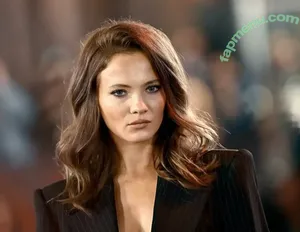 Freya Allan / Ciri / freyaallan / freyaallann nude photo #1126