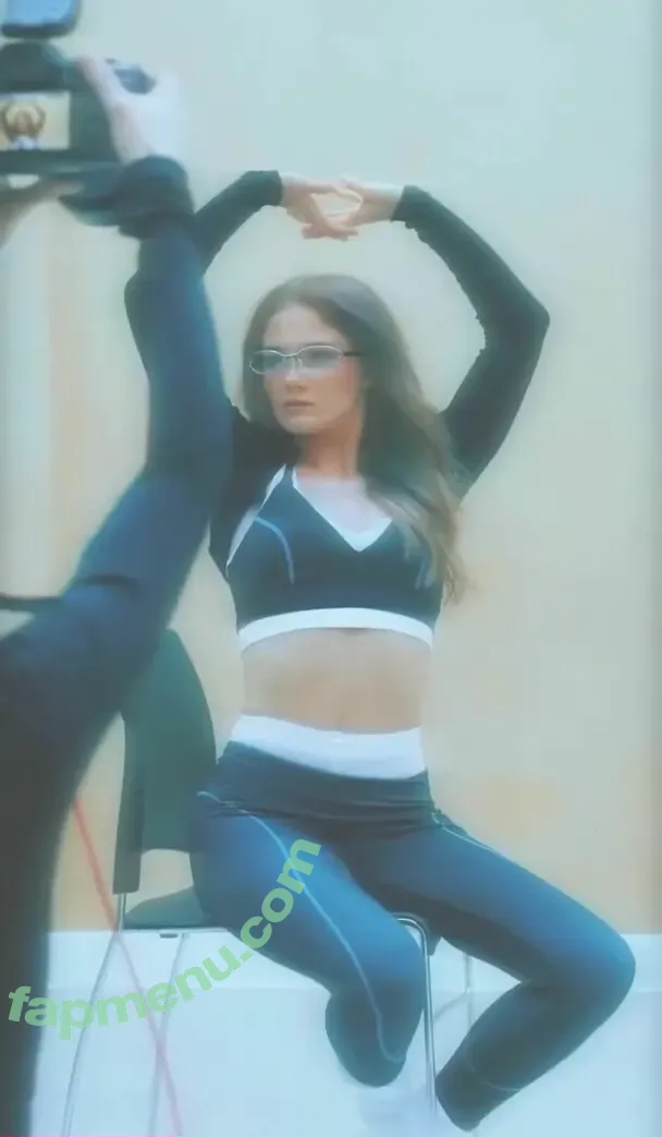 Freya Allan nude photo #1175 (Ciri / freyaallan / freyaallann)