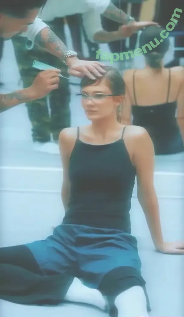 Freya Allan nude photo #1180 (Ciri / freyaallan / freyaallann)