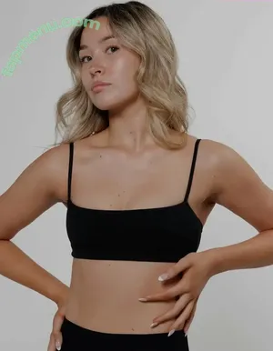 Freya Mckenzie-mcharg / freyamckenziemcharg nude photo #0007