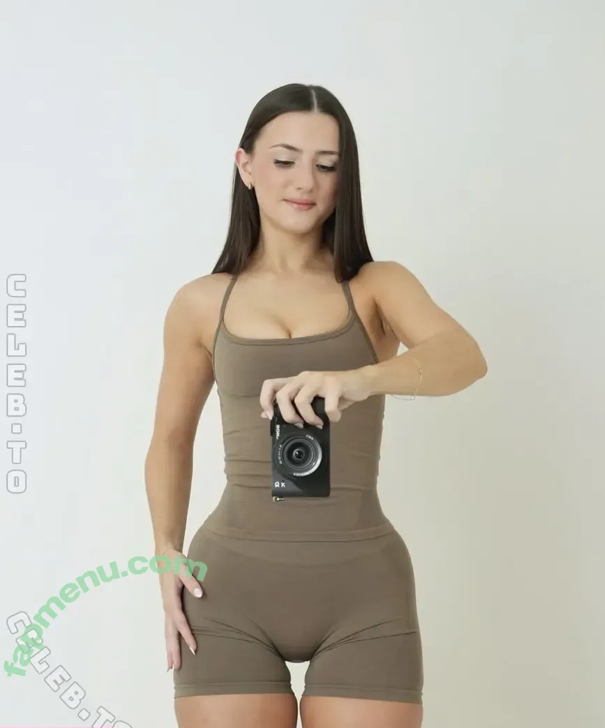 Freya Parkhouse nude photo #0143 (freyaparkhouse_)