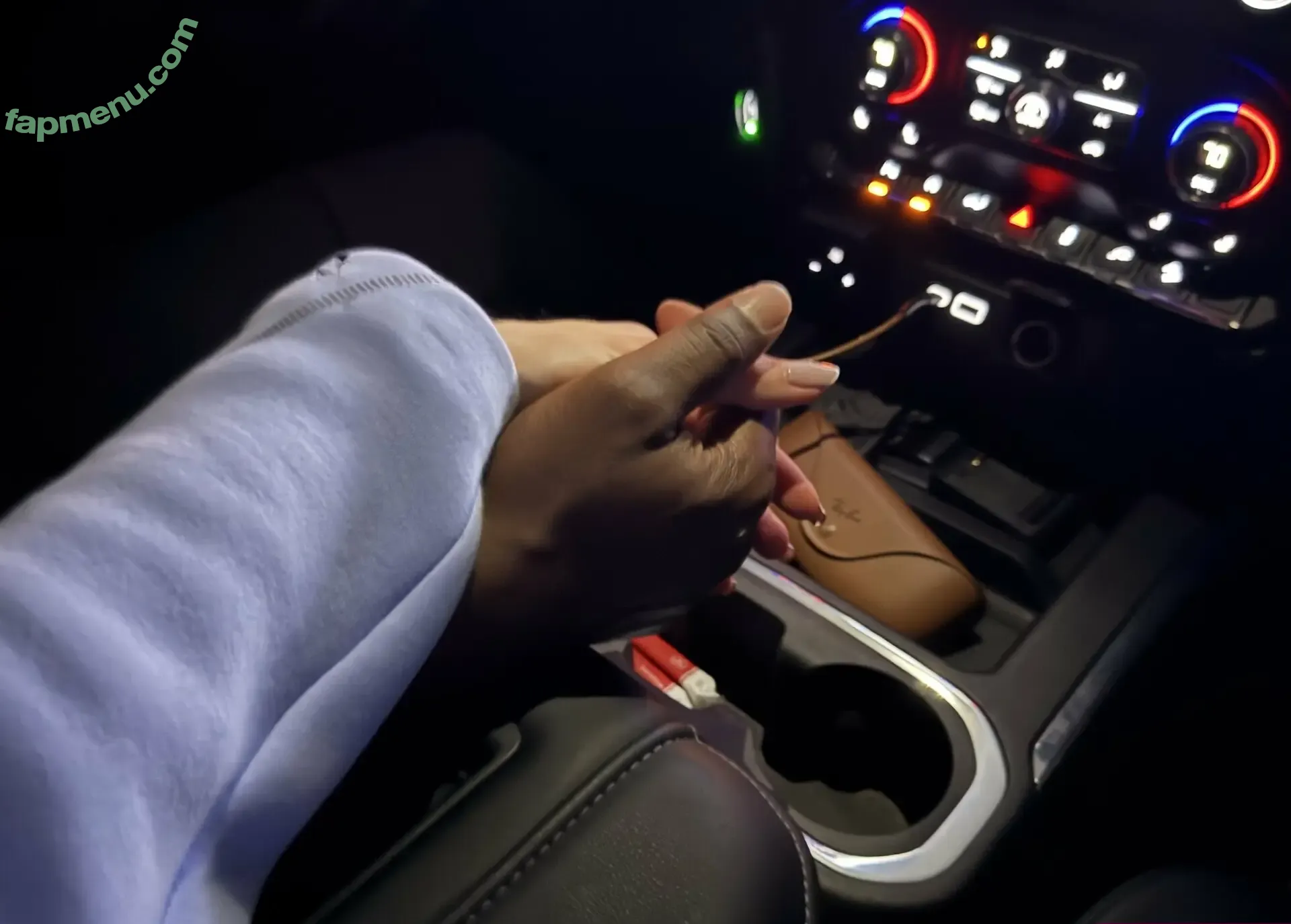 freyadevries nude photo #0016 (freyadevries)