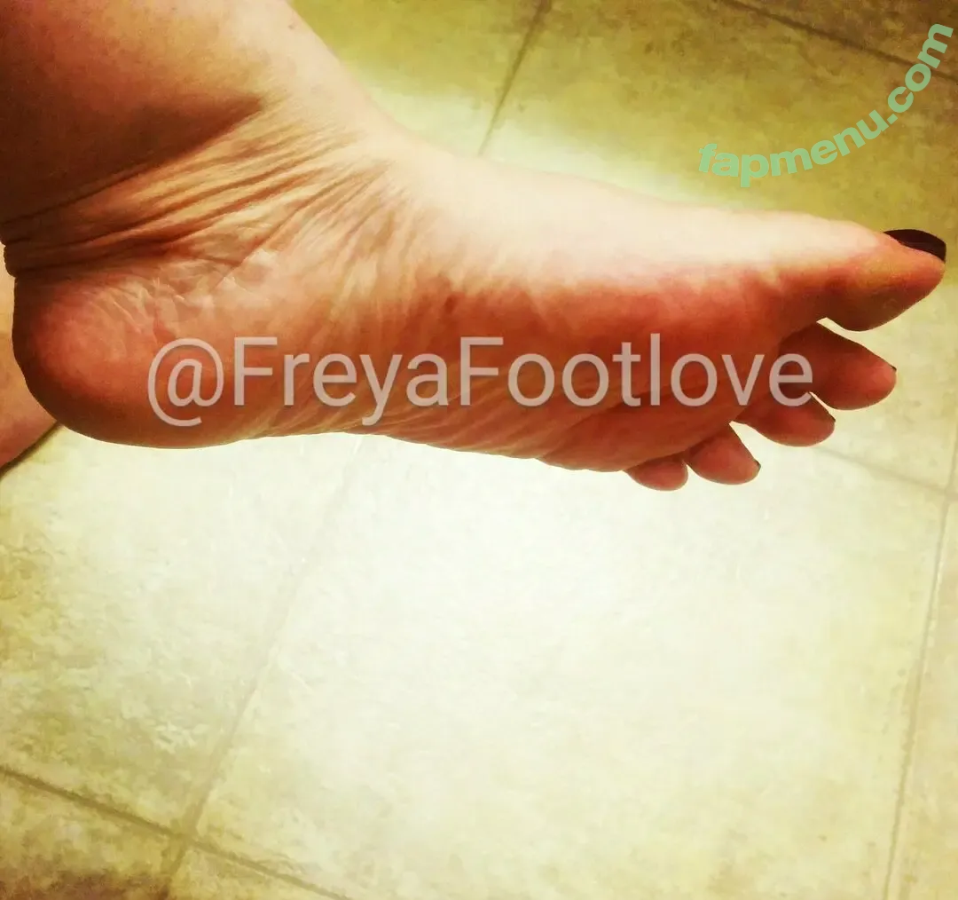 freyafootlove nude photo #0093 (mynaturaltoes)