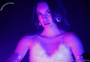 freyaparkerfree / freyaparkerxo nude photo #0011