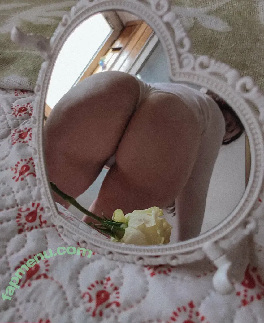 freyas.kingdom nude photo #0128 (freyaspiers)