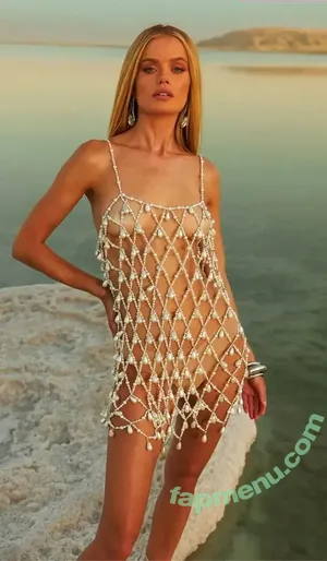 Frida Aasen / FridaAasenn / barbiefridaaasen / frida_aasen nude photo #0974