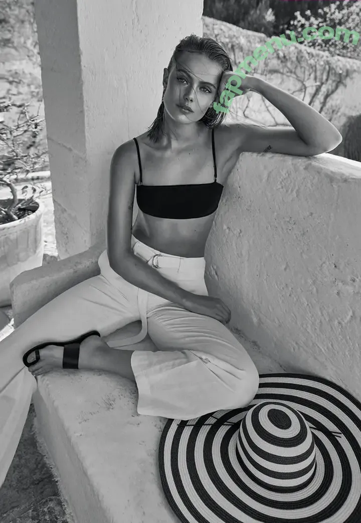 Frida Gustavsson nude photo #0109 (fridagustavsson)