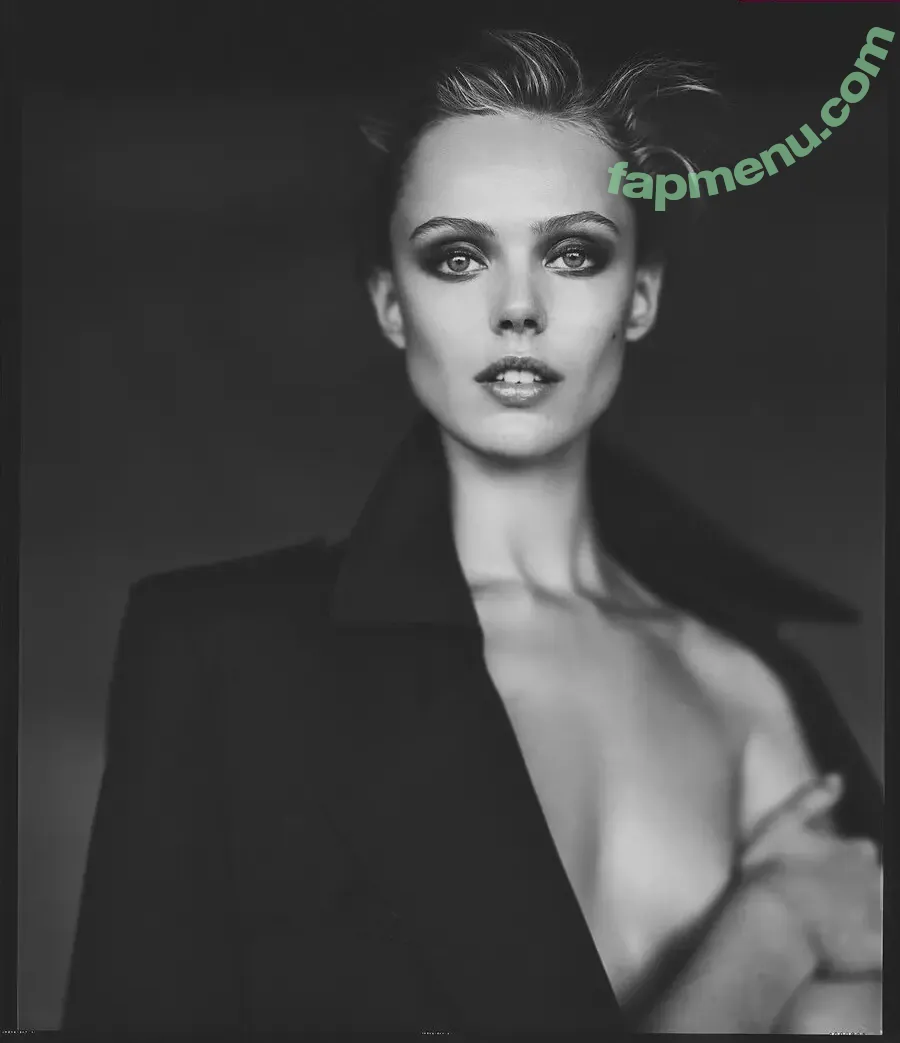 Frida Gustavsson nude photo #0128 (fridagustavsson)