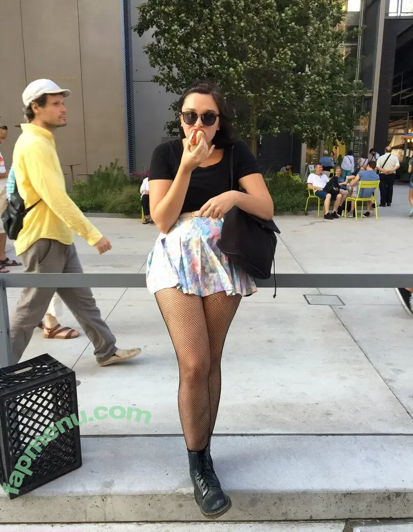 Friendly Witch nude photo #0009 (friendlywitch_)