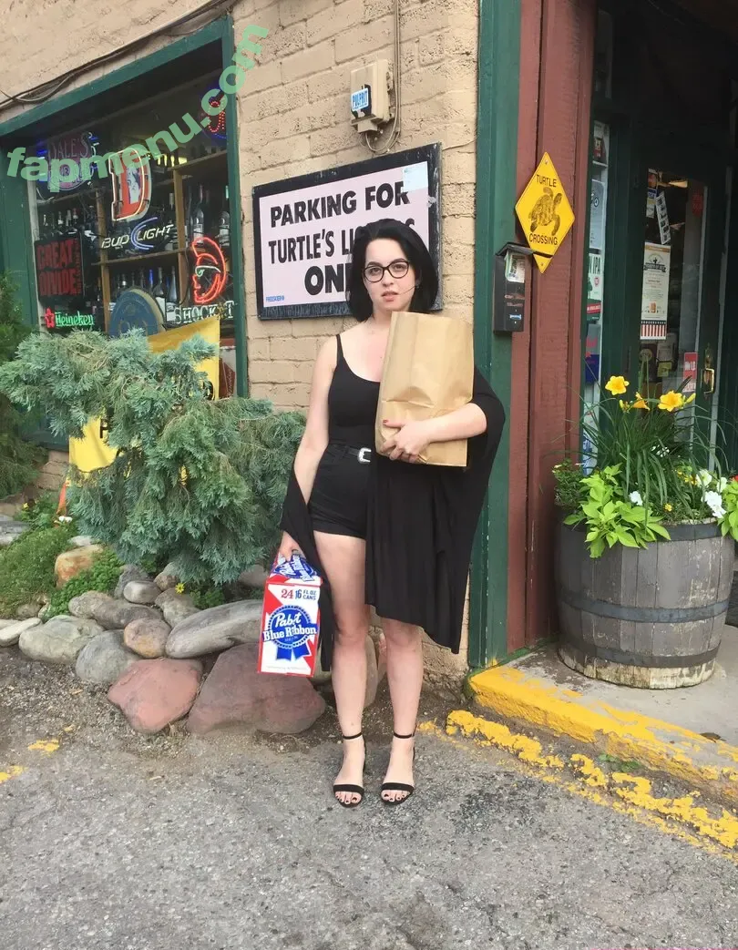Friendly Witch nude photo #0010 (friendlywitch_)