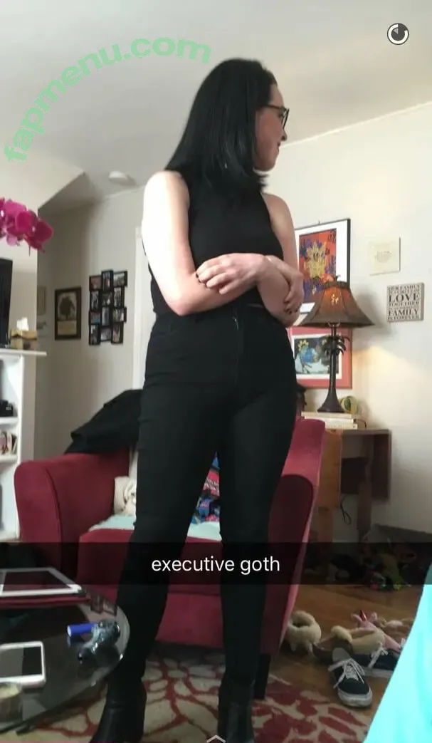 Friendly Witch nude photo #0020 (friendlywitch_)