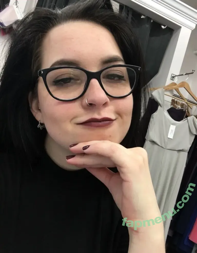 Friendly Witch nude photo #0030 (friendlywitch_)
