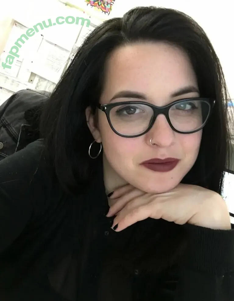 Friendly Witch nude photo #0037 (friendlywitch_)