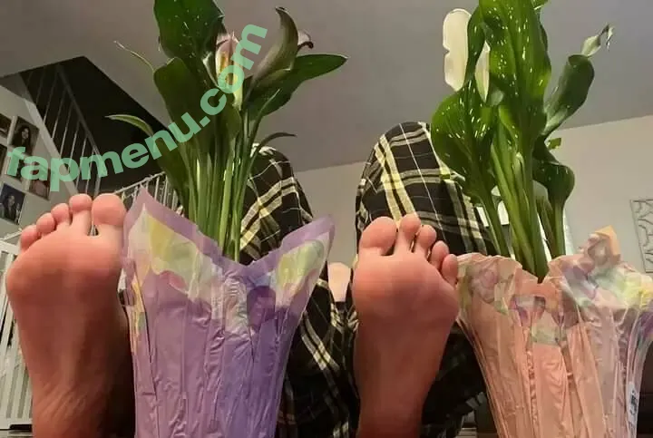 friendlyfootguy25 nude photo #0007 (friendlyfootguy25)