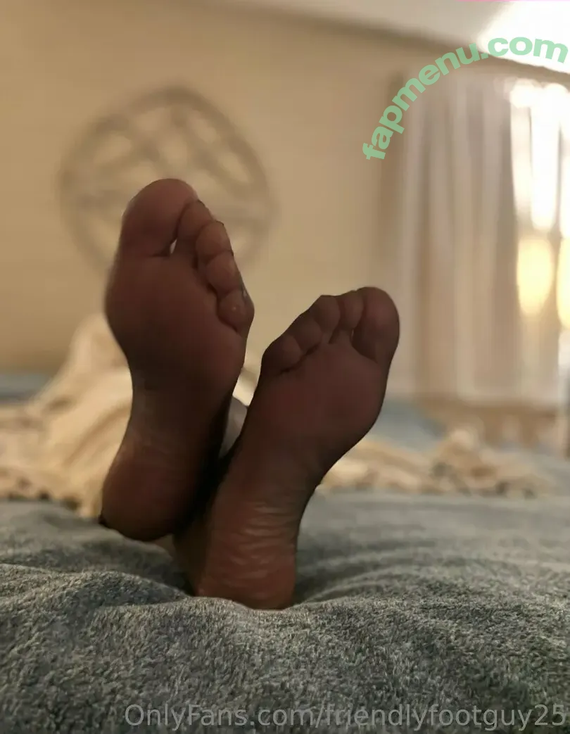 friendlyfootguy25 nude photo #0013 (friendlyfootguy25)