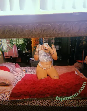 frigginlou / frigginlex nude photo #0001