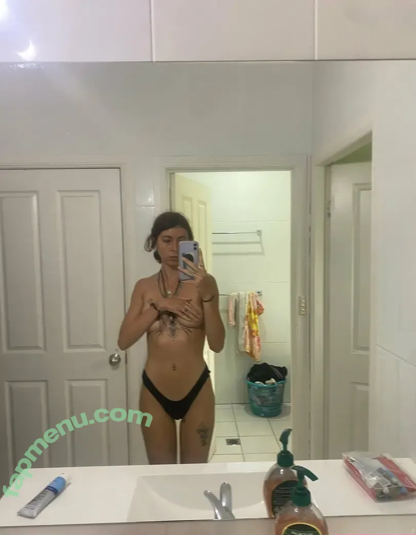 friskywaterfae nude photo #0053 (friskyfaerie)