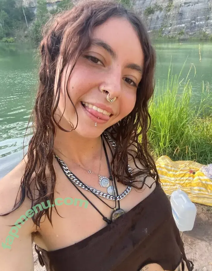 friskywaterfae nude photo #0060 (friskyfaerie)
