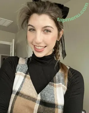 FrivolousFox ASMR / frivvay / frivvifox nude photo #0031