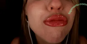 FrivolousFox ASMR / FrivviFox / frivvay nude photo #0036