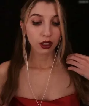 FrivolousFox ASMR / FrivviFox / frivvay nude photo #0208