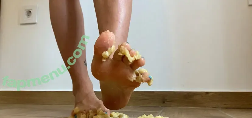 froggee_feet nude photo #0004 (froggee_feet)