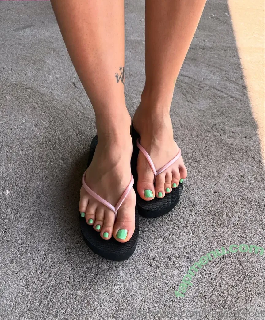froggee_feet nude photo #0030 (froggee_feet)