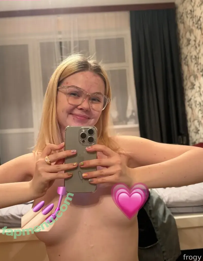 froggggy nude photo #0033 (froggytheband)