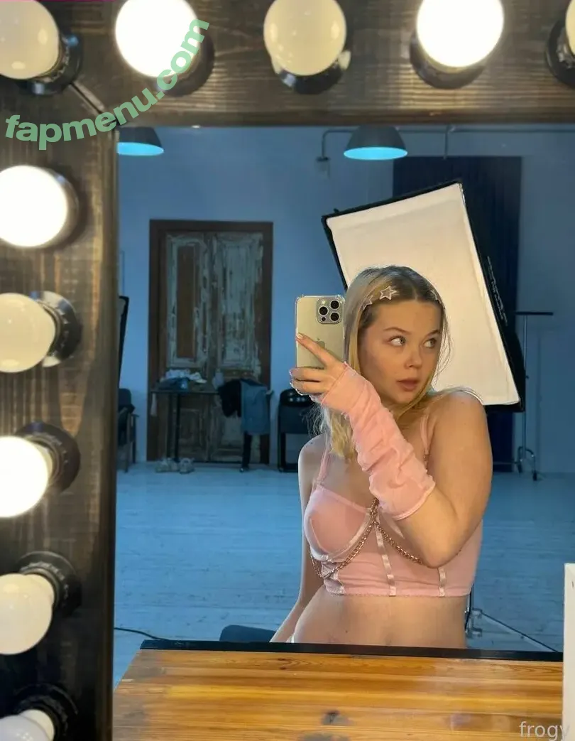 froggggy nude photo #0060 (froggytheband)