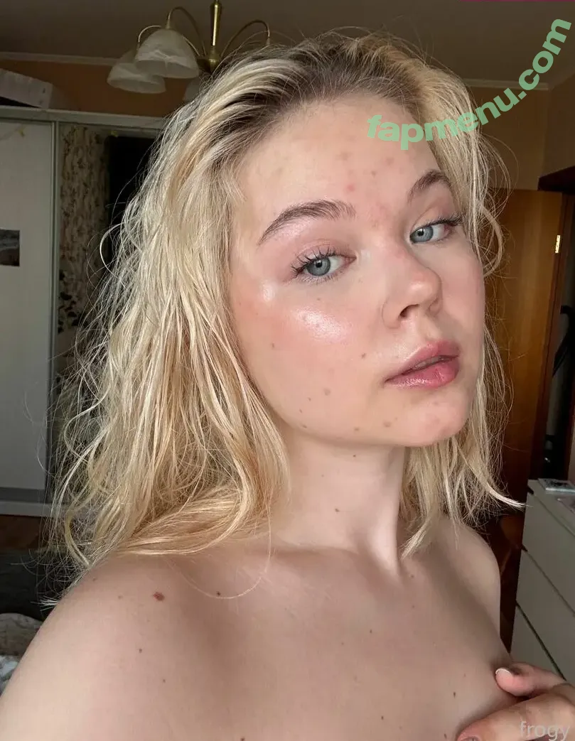 froggggy nude photo #0099 (froggytheband)