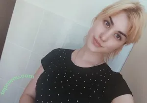  nude photo #0007
