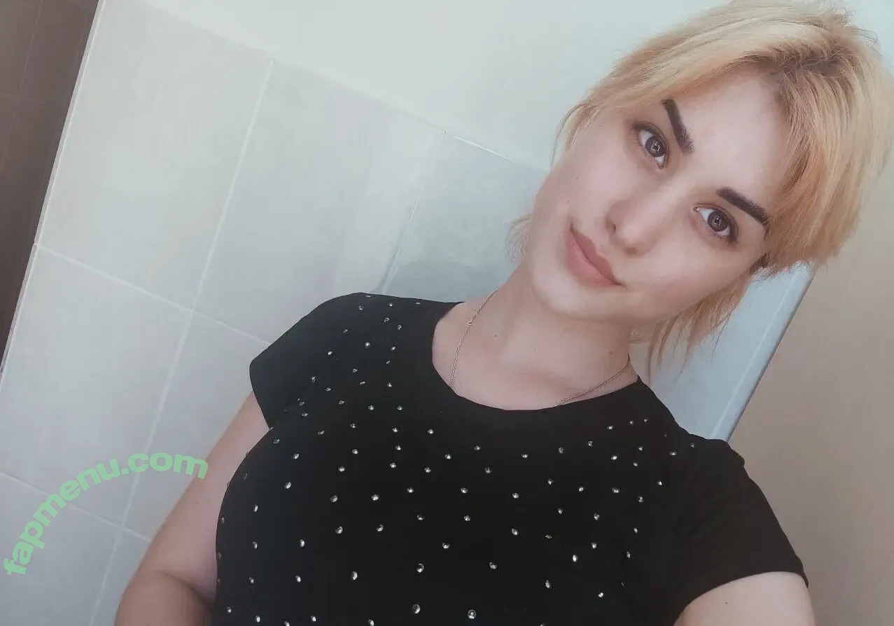 FrolicChris nude photo #0007 (FrolicChris)