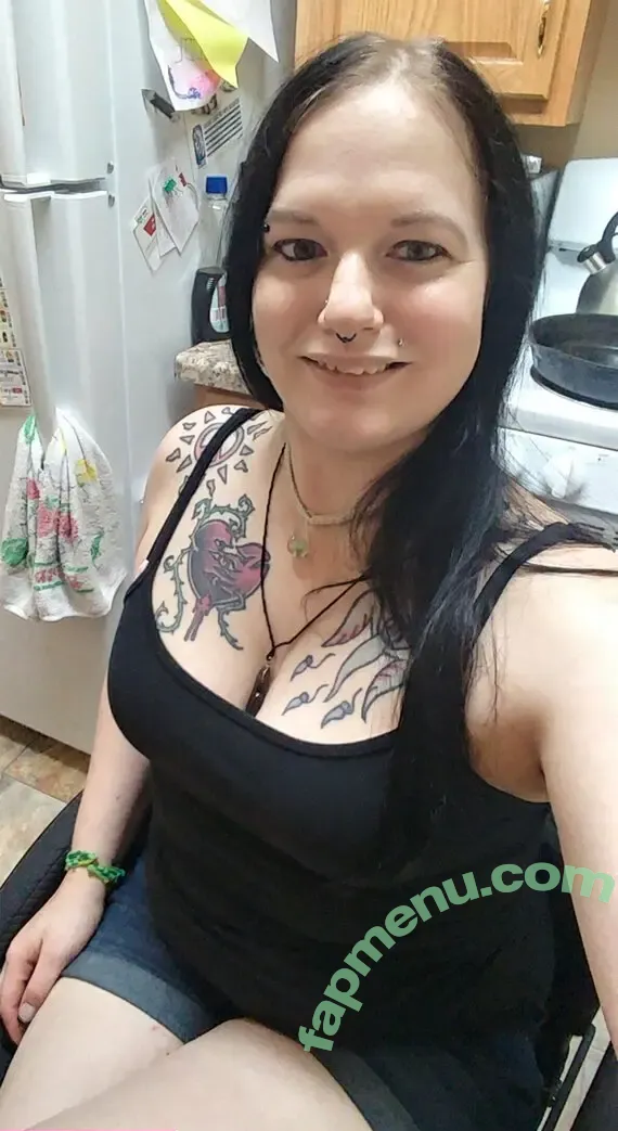 frostyvixen nude photo #0016 (frostyvixen)
