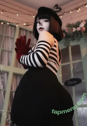 Fräuleinmilk / frauleinmilk / frauleinmilky / suisai.uwu / suisai__uwu / suisaiuwu nude photo #0186