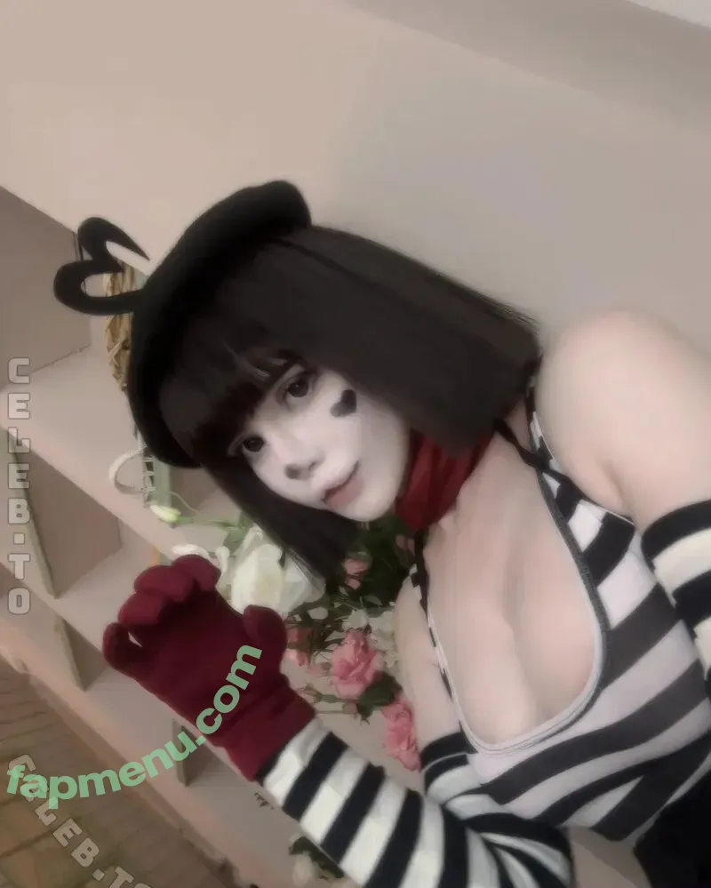 Fräuleinmilk nude photo #0177 (frauleinmilk / frauleinmilky / suisai.uwu / suisai__uwu / suisaiuwu)