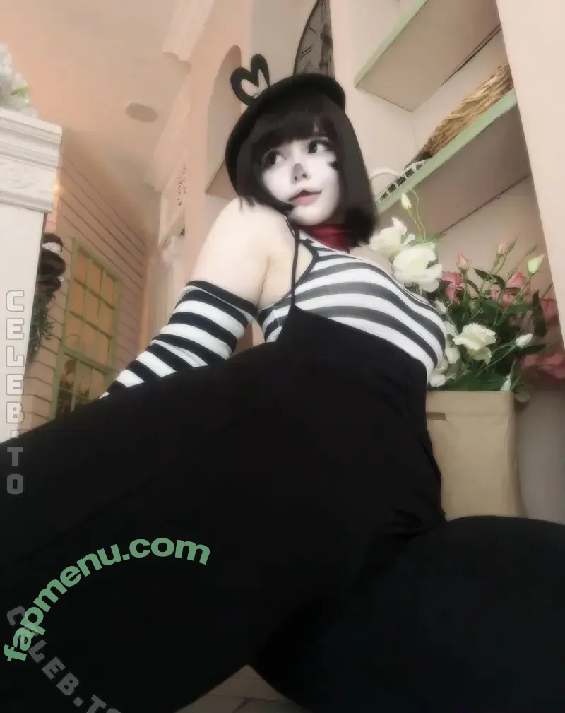 Fräuleinmilk nude photo #0180 (frauleinmilk / frauleinmilky / suisai.uwu / suisai__uwu / suisaiuwu)