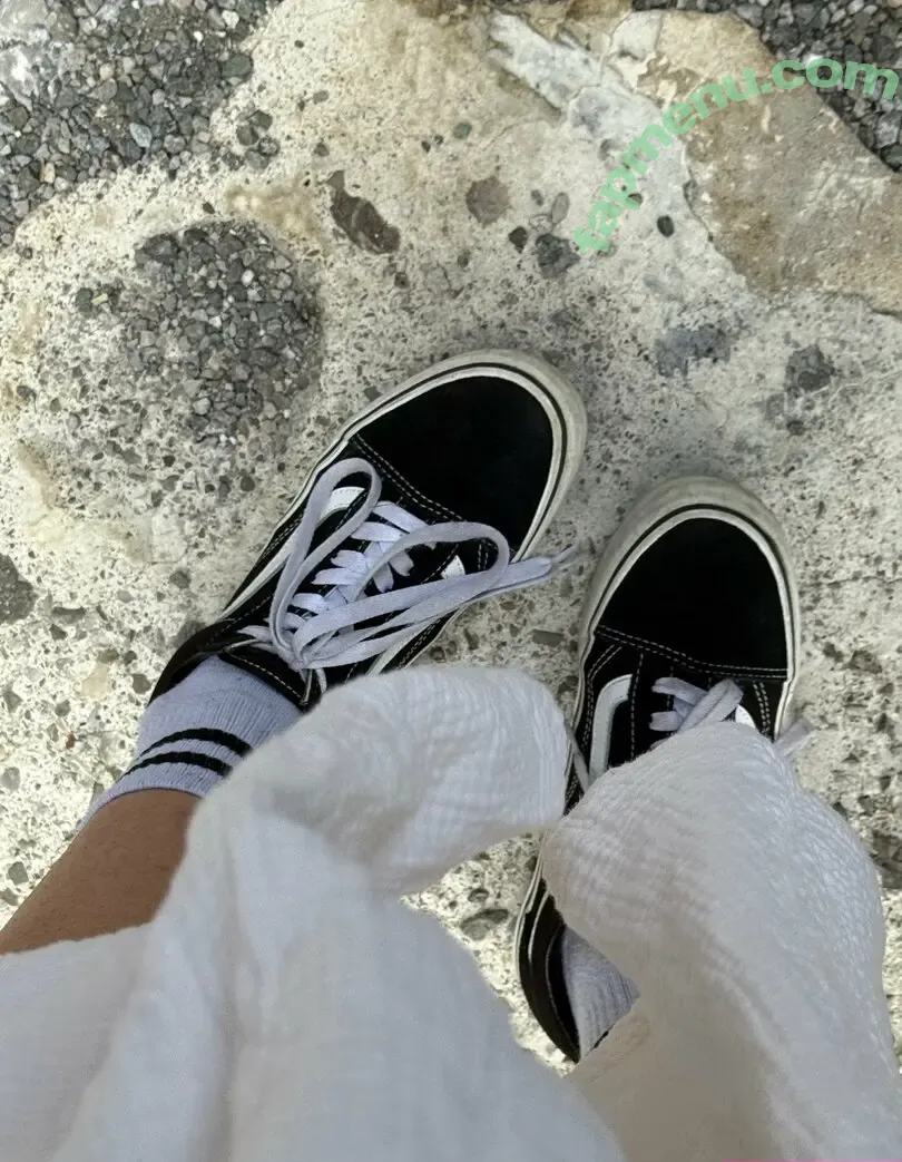 frutellasgmodel nude photo #0112 (frutella_sg)