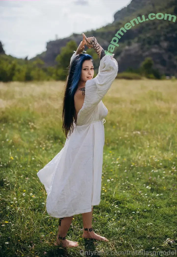 frutellasgmodel nude photo #0117 (frutella_sg)