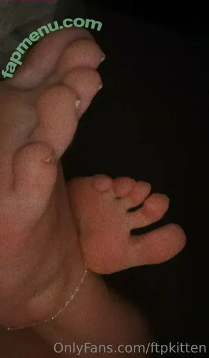  nude photo #0003