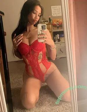 fuckkkiki / funwithkiki / kikisprivate_ nude photo #0006
