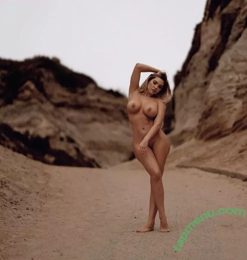 fuegobella_x nude photo #0137 (fuegobellaboutique)