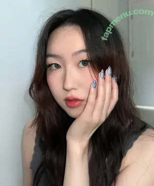 Fufu Flutters ASMR / fufumochii nude photo #0007