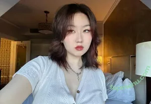 Fufu Flutters ASMR / fufumochii nude photo #0014